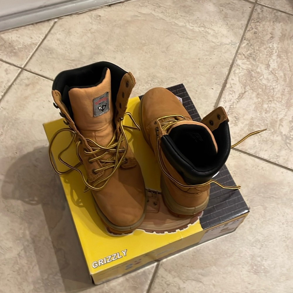 Steel toe work boots leather men’s size 6.5